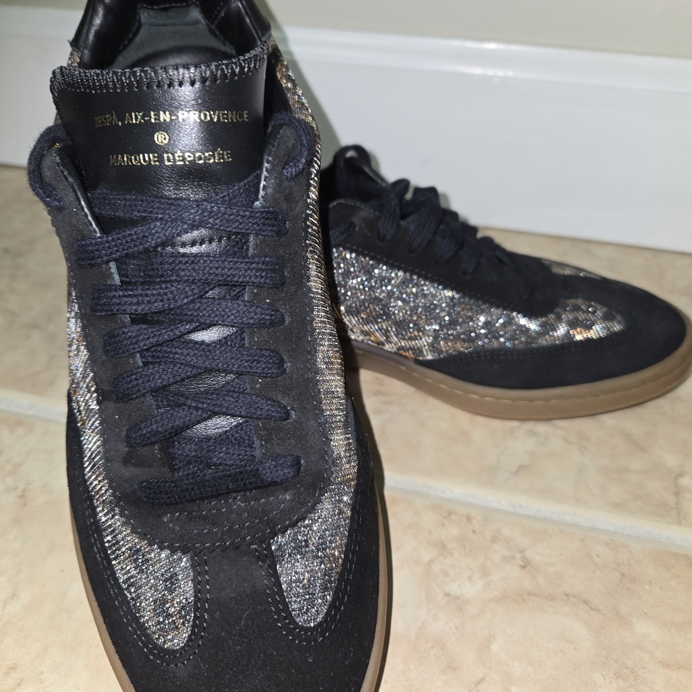 Stylish Black and Silver Women's Athletic Shoes